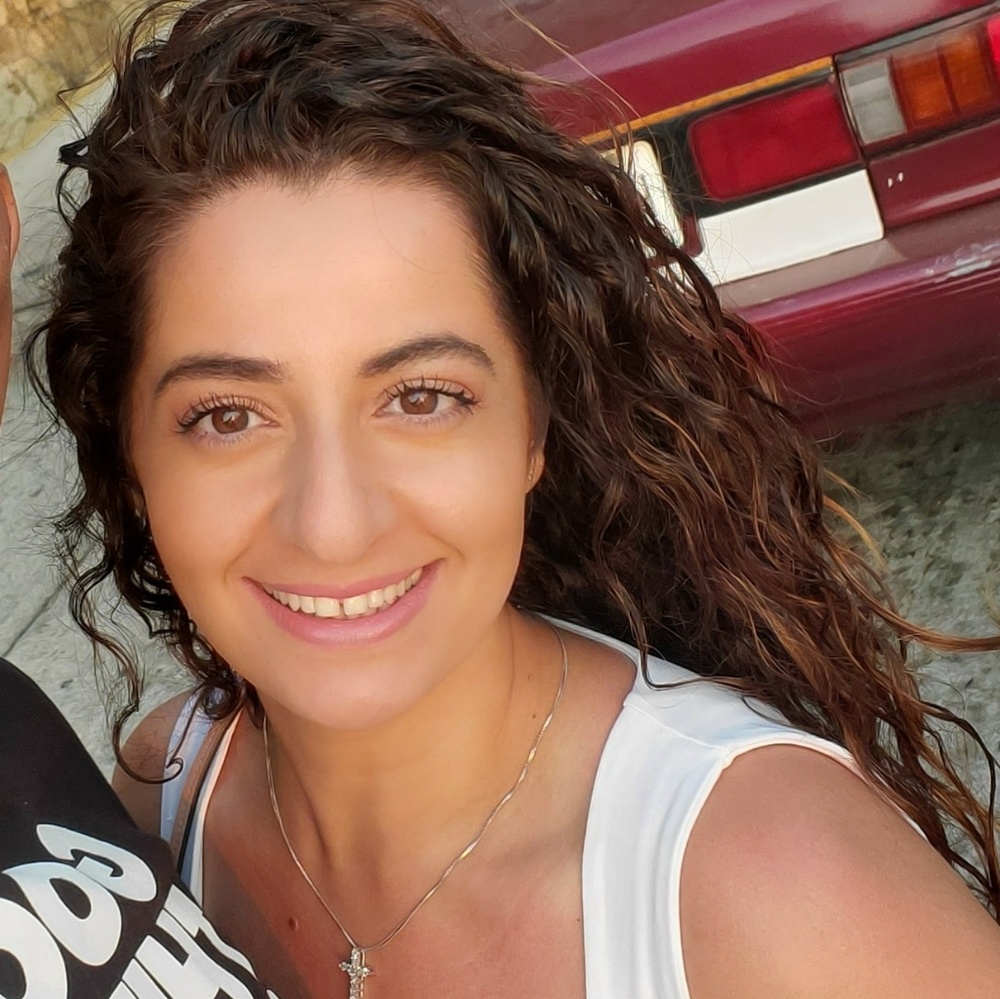 Meet your Posher, Sara